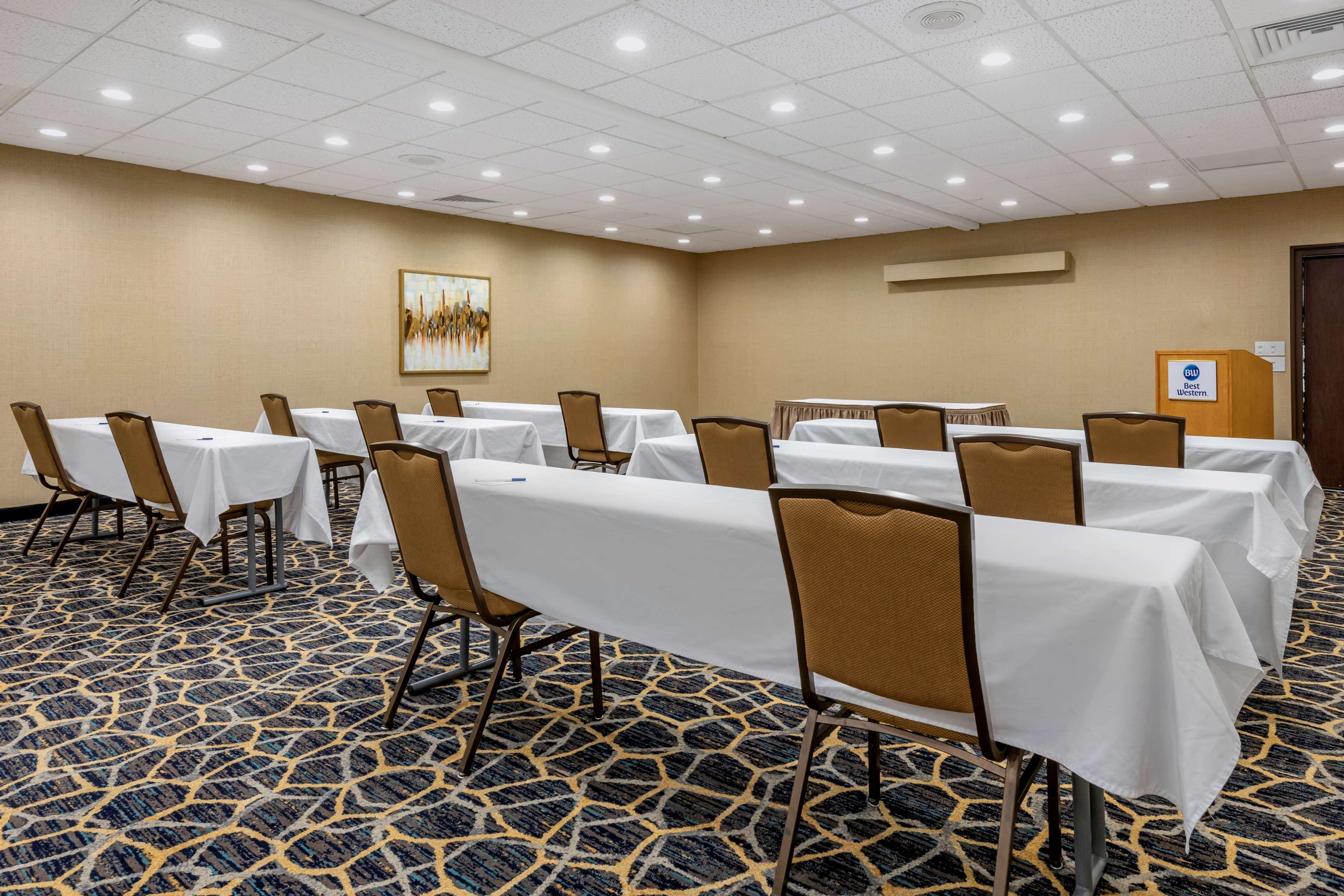 Best Western Downtown Стюарт Экстерьер фото